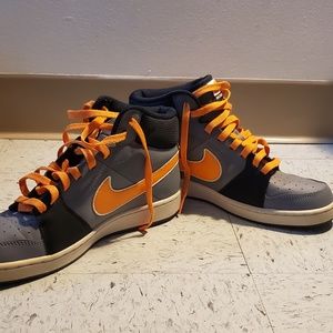 Hike High Top Sneakers Size 8 *GENTLY USED